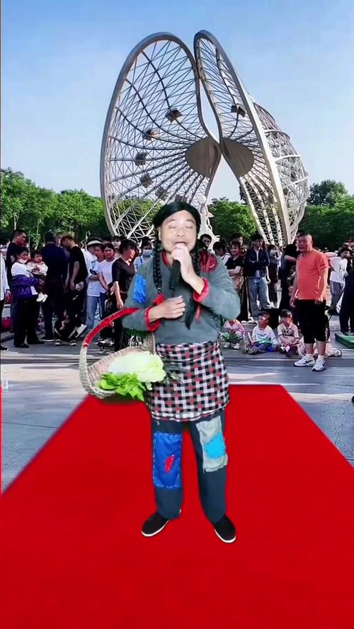 东北乡村女 RAPPER 领衔献唱,民族与流行完美融合
